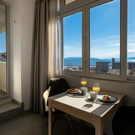 Happy Here Διαμέρισμα *