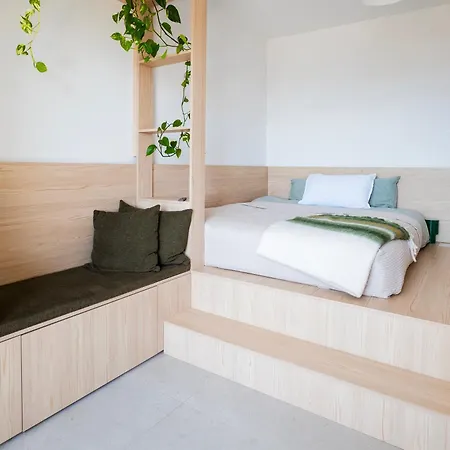 Happy Here Апартаменты *