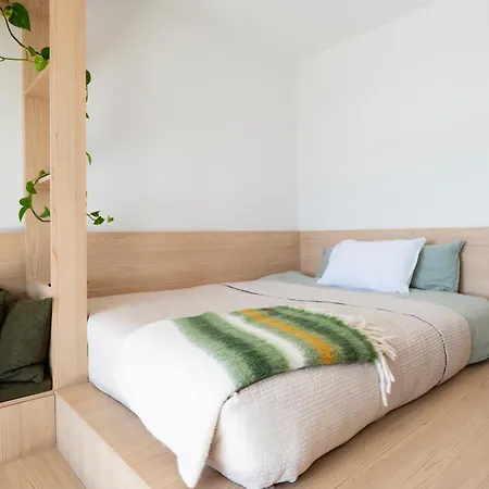 Happy Here Apartment