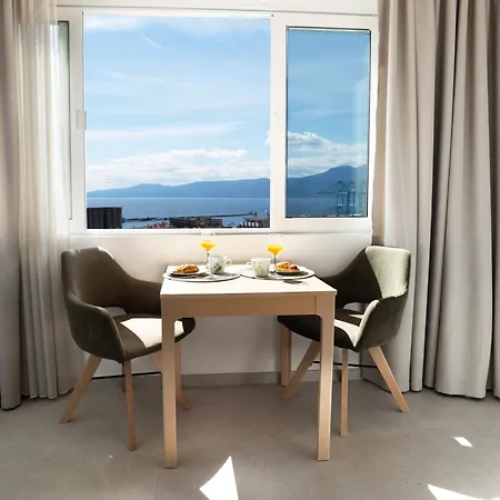 Apartment Happy Here Rijeka