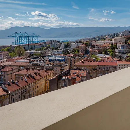 Happy Here * Rijeka